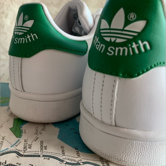 ADIDAS | Womens Adidas Stan Smith Athletic Shoe | White/Fairway Green | Sz 7 - Picture 1 of 11